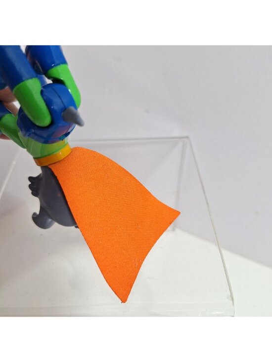 Paw Patrol Super Pups Action Figures Set Skye And Rocky Mini Figures With Capes - Picture 11 of 16